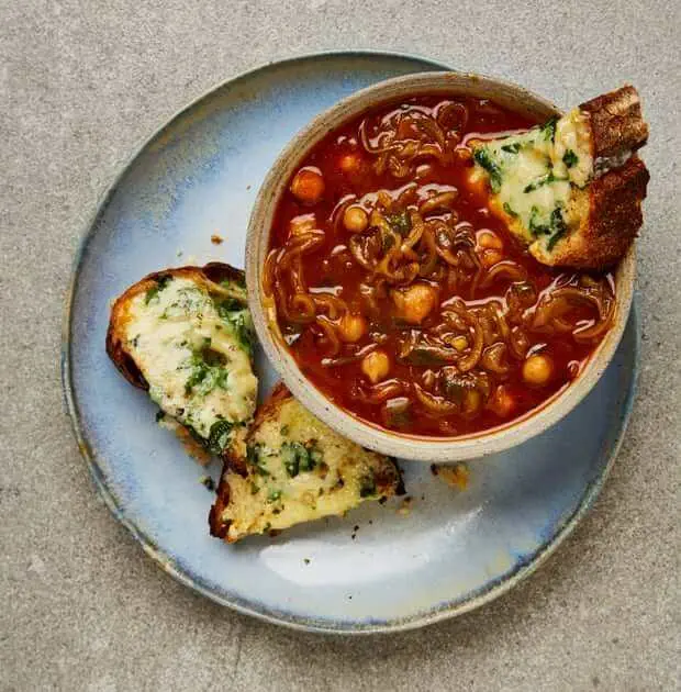 onion chickpea soup